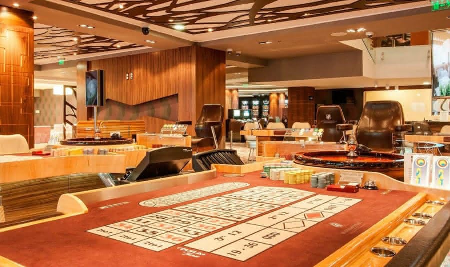 Казино-отель Hotel International Casino в Болгарии
